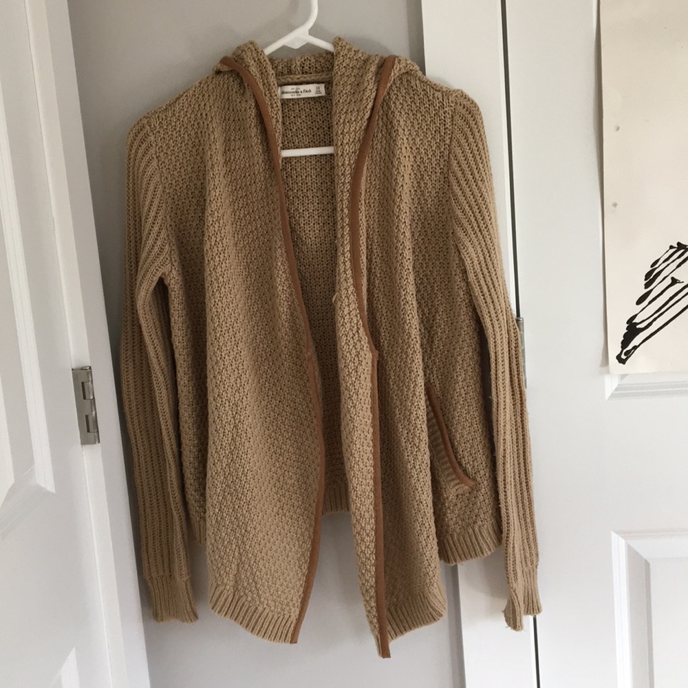 Abercrombie & Fitch Sweater